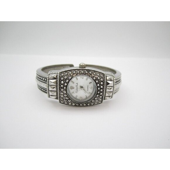 Women Peck & Peck Quartz WR Analog 21mm Round Bangle Watch (H52) "New Battery" - Picture 6 of 9